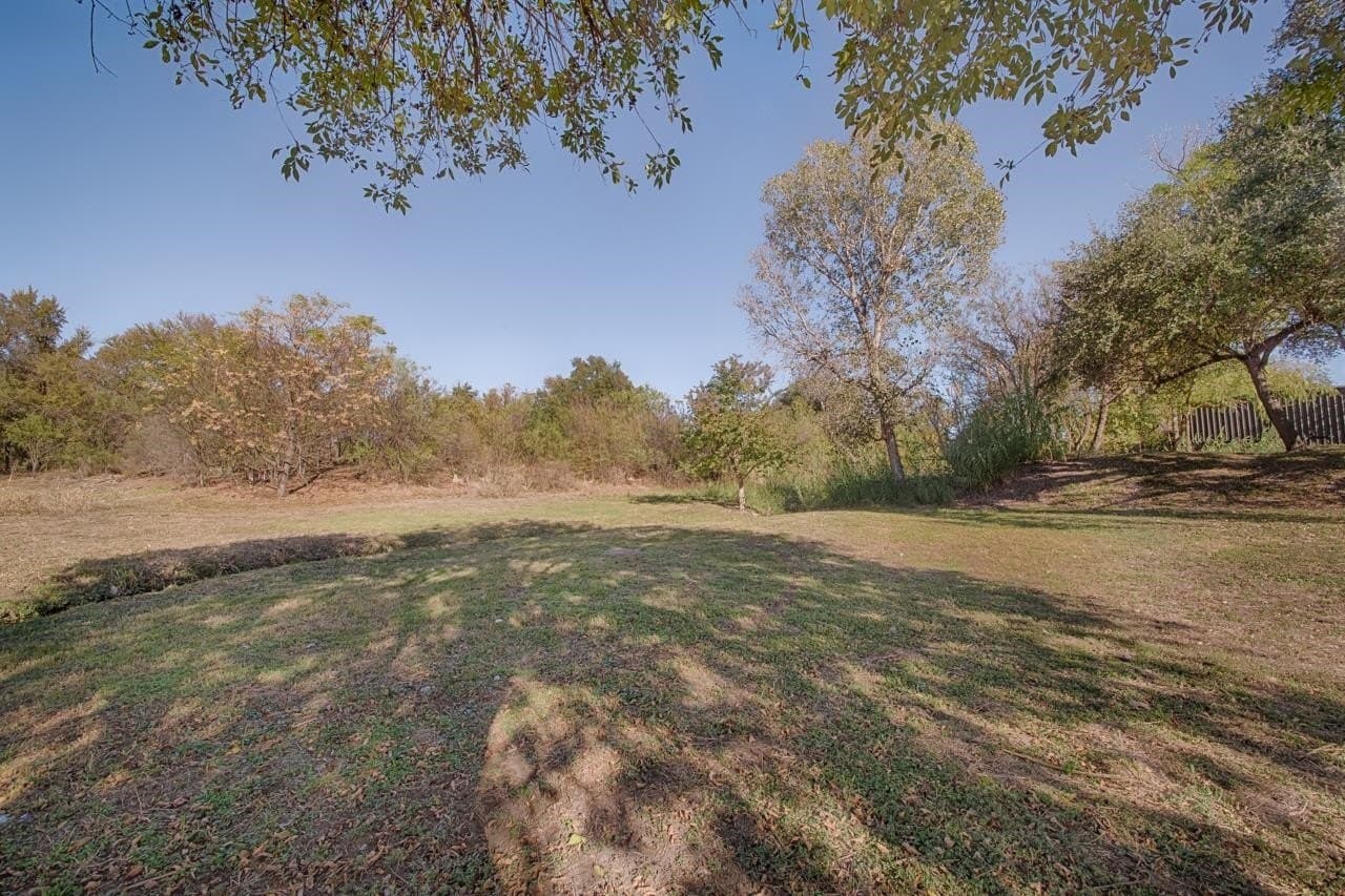 0.32 acres in Burnet County gallery image 4