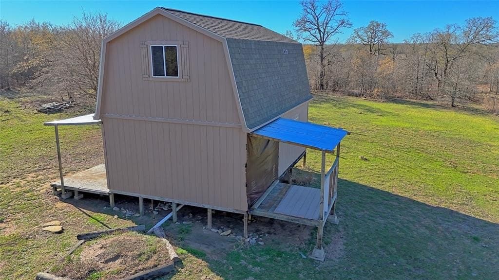 10 acres in Montague County