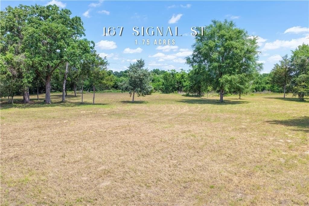 1.75 acres in Burleson County