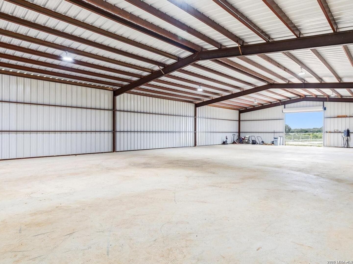 5 acres in Wilson County gallery image 4