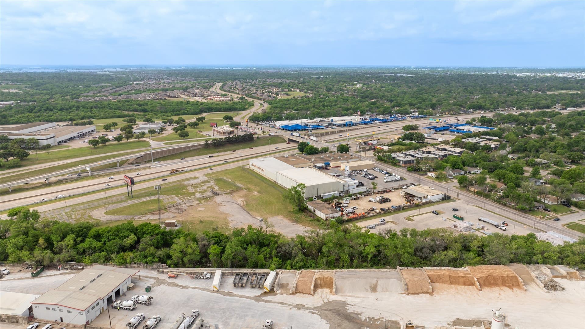 7.5 acres in Tarrant County - photo 18