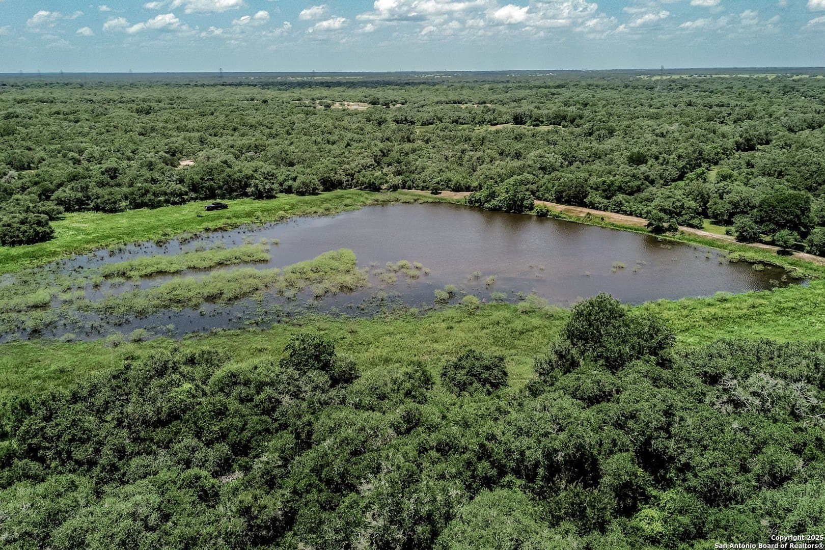 471.46 acres in Victoria County - photo 6