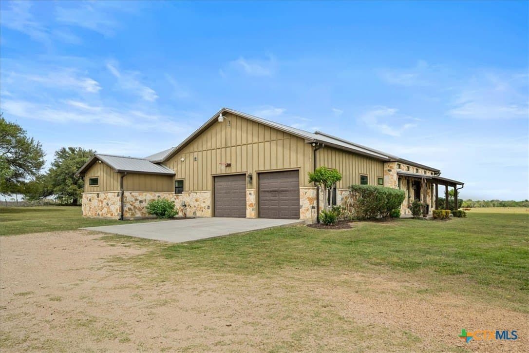 27.9 acres in Lavaca County - photo 41