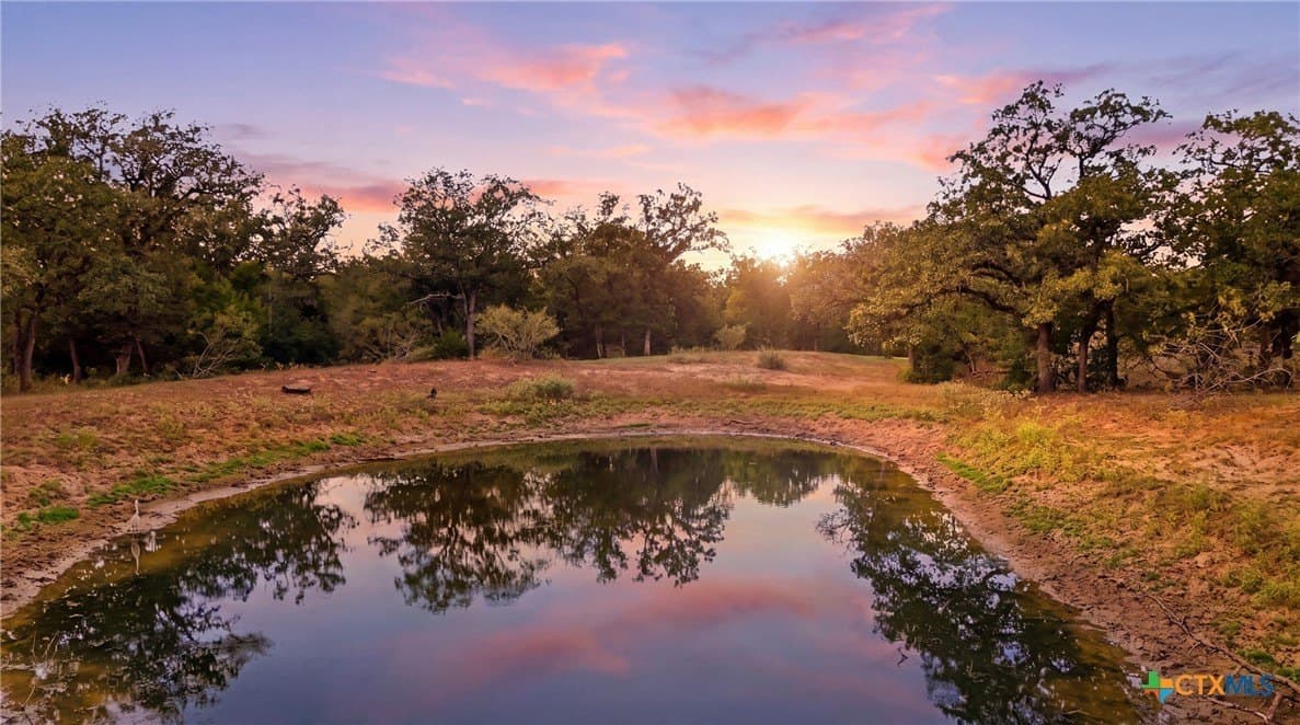 50 acres in Gonzales County - photo 2