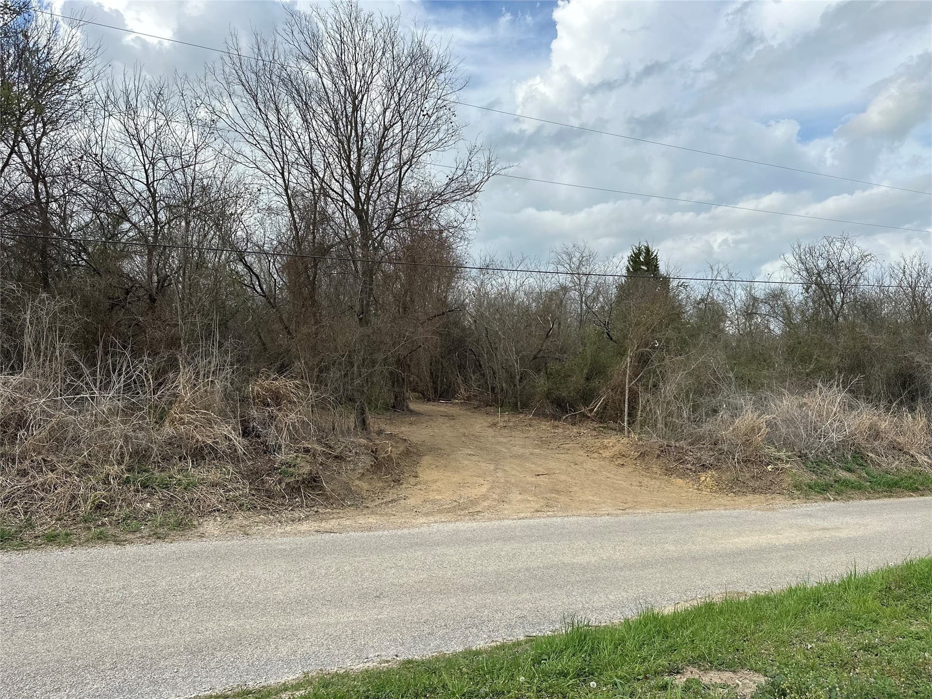 5.35 acres in Ellis County