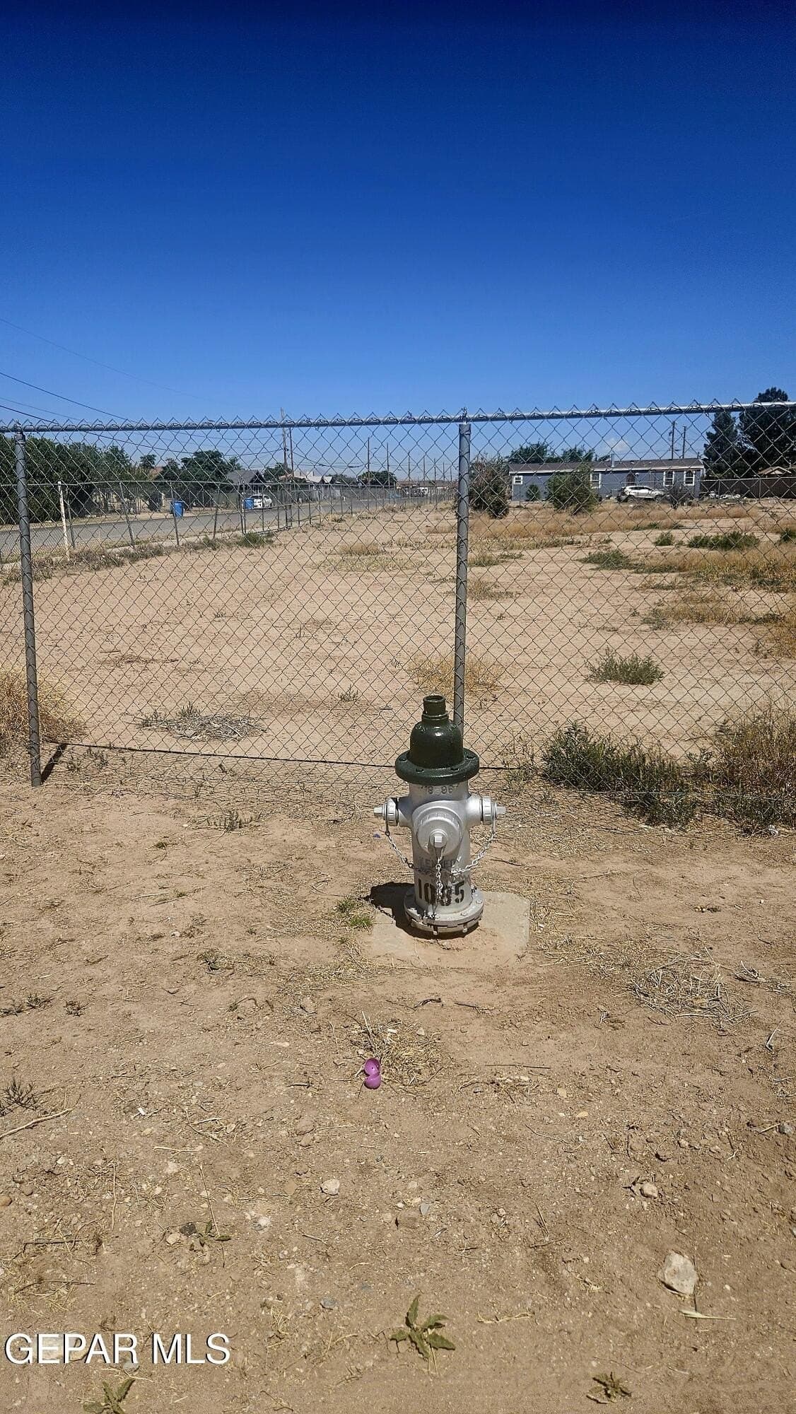 0.05 acres in El Paso County gallery image 3