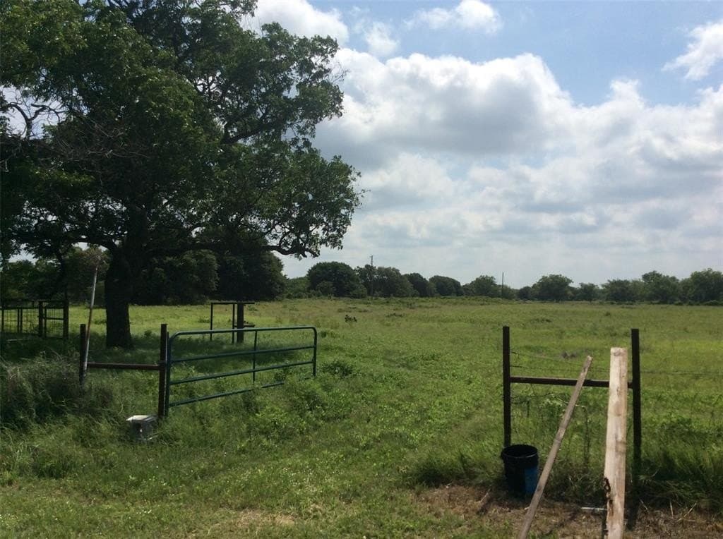 24 acres in Callahan County