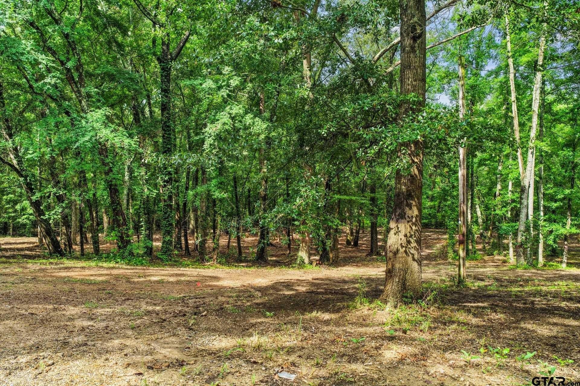 2.1 acres in Franklin County gallery image 3