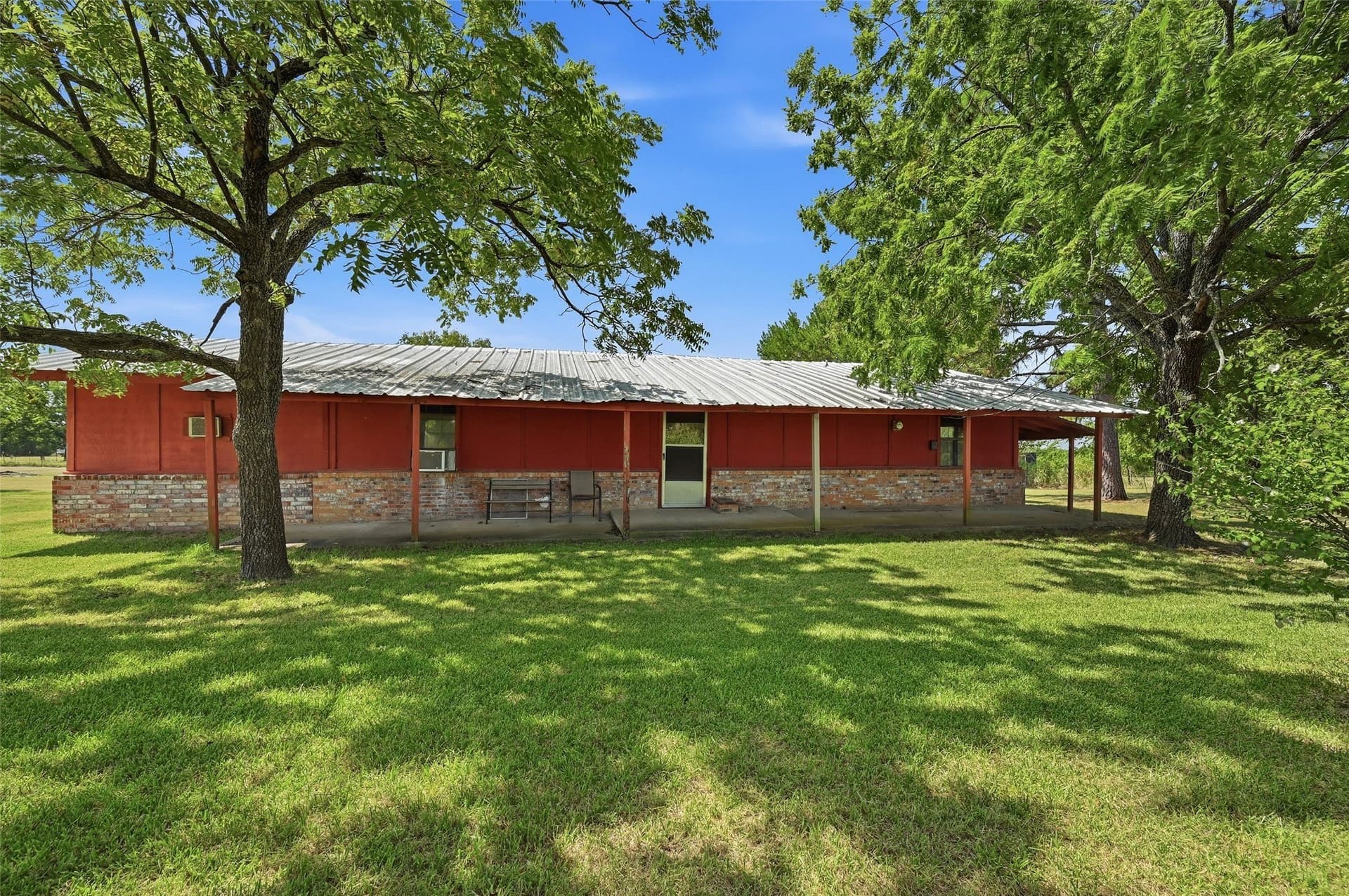 11.86 acres in Grayson County