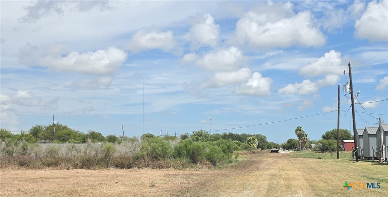 0.16 acres in Calhoun County - photo 6