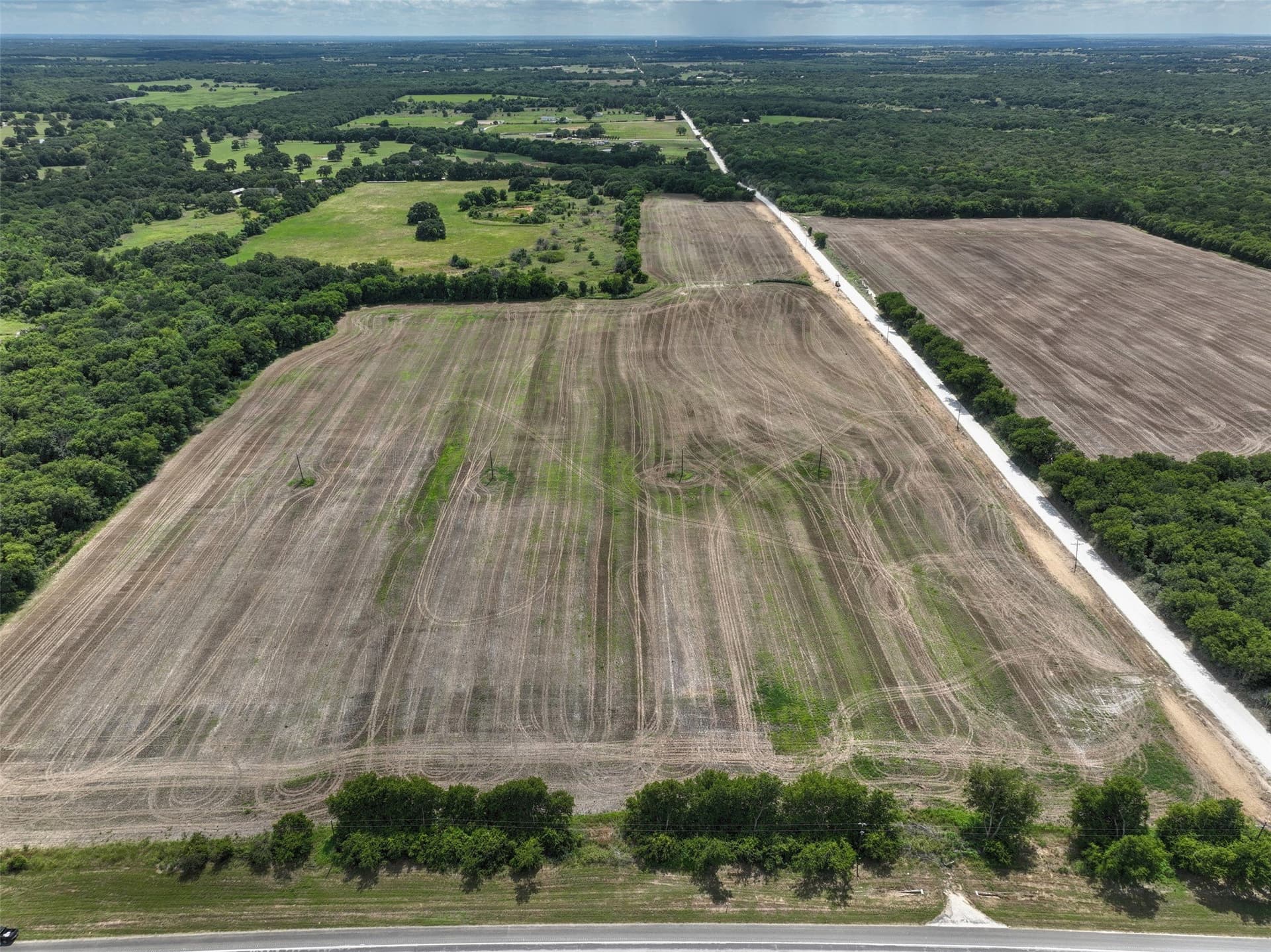 2 acres in Hill County gallery image 4