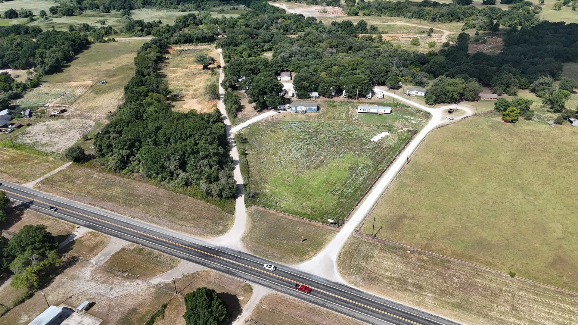 0.63 acres in Limestone County - photo 3