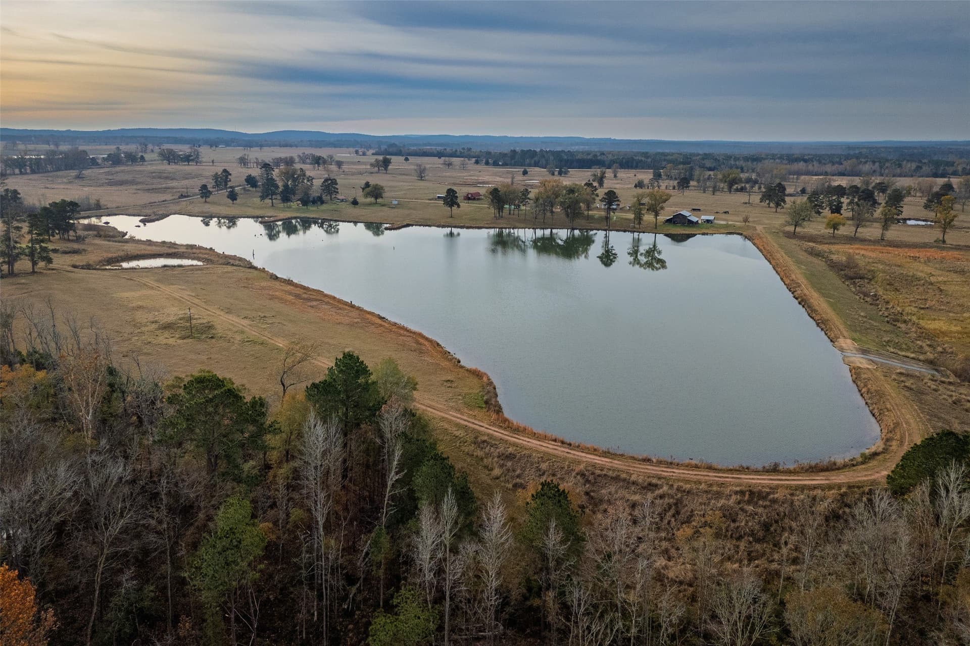 205.37 acres in Rusk County - photo 2