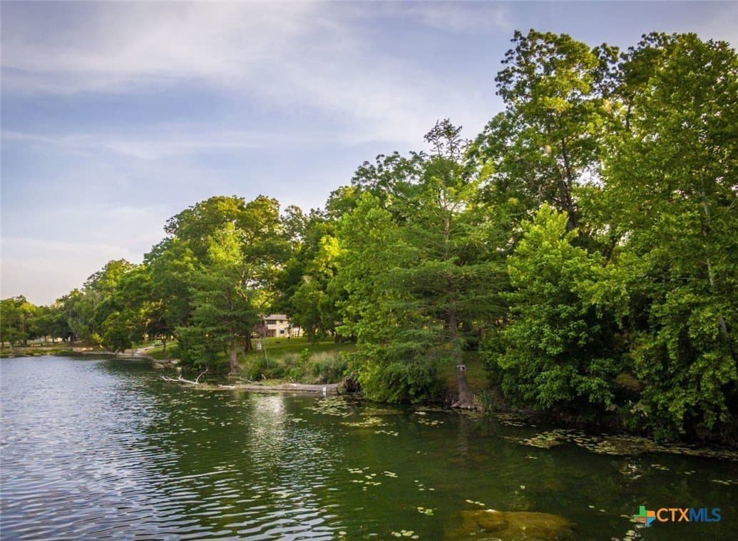 0.99 acres in Comal County - photo 5