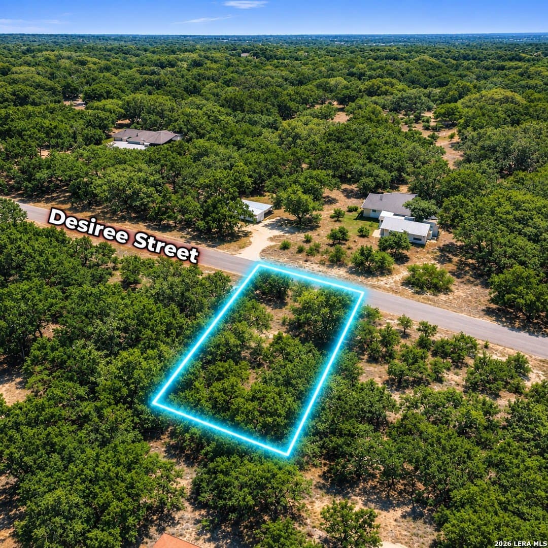 0.51 acres in Comal County - photo 2