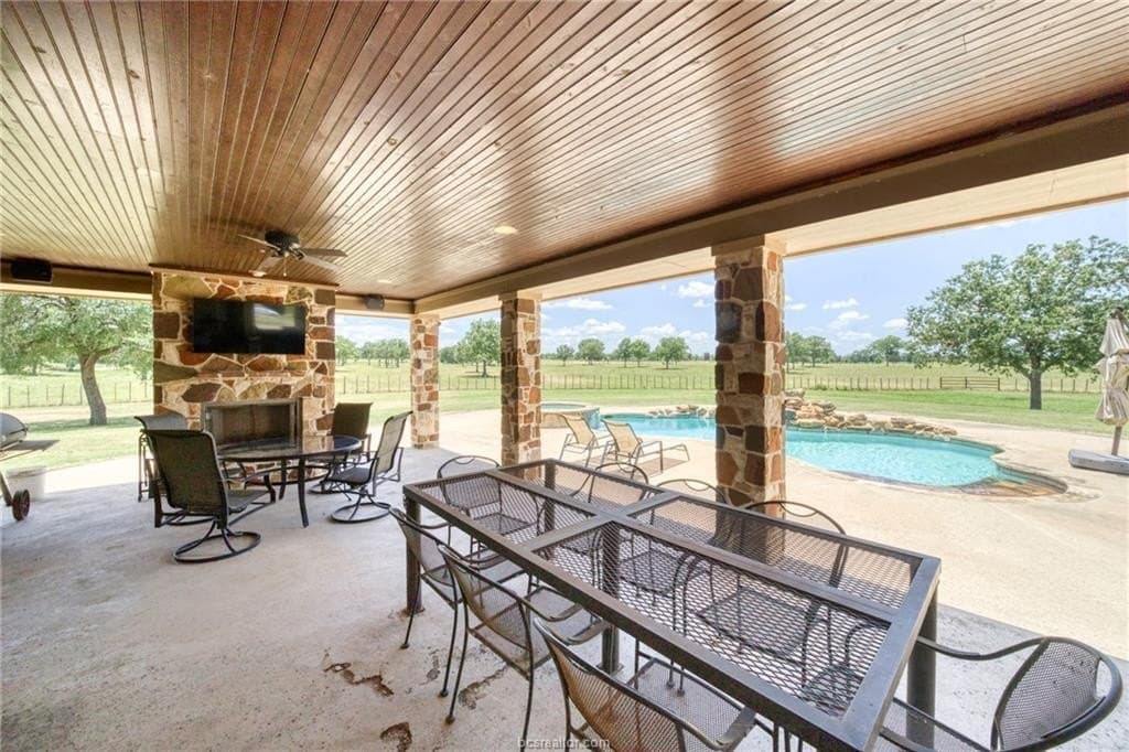 32 acres in Burleson County - photo 25