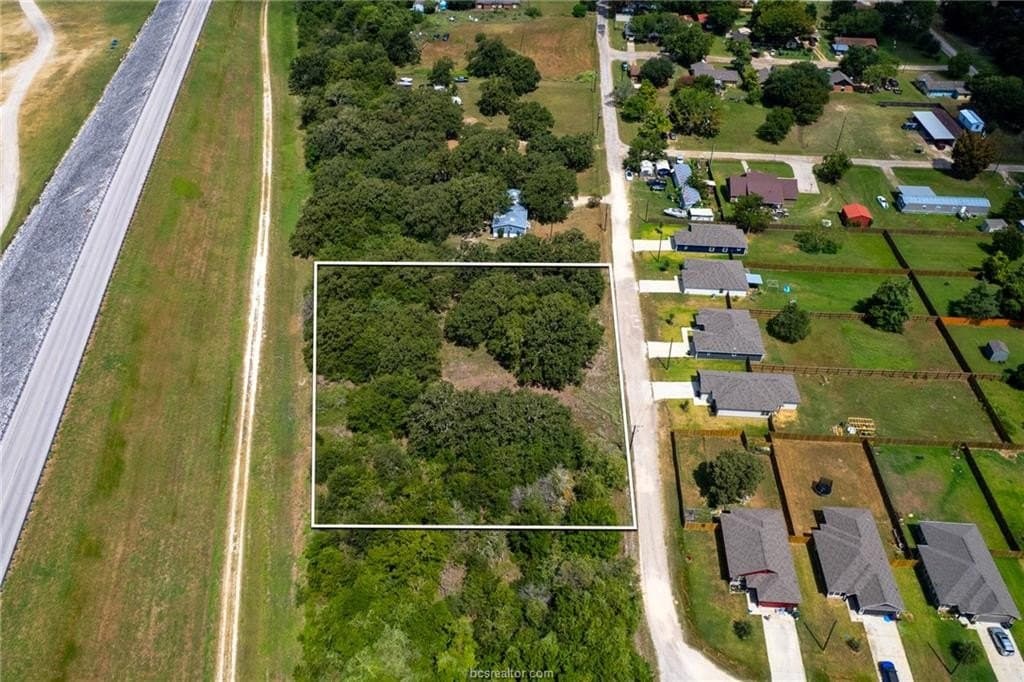 0.66 acres in Burleson County - photo 11