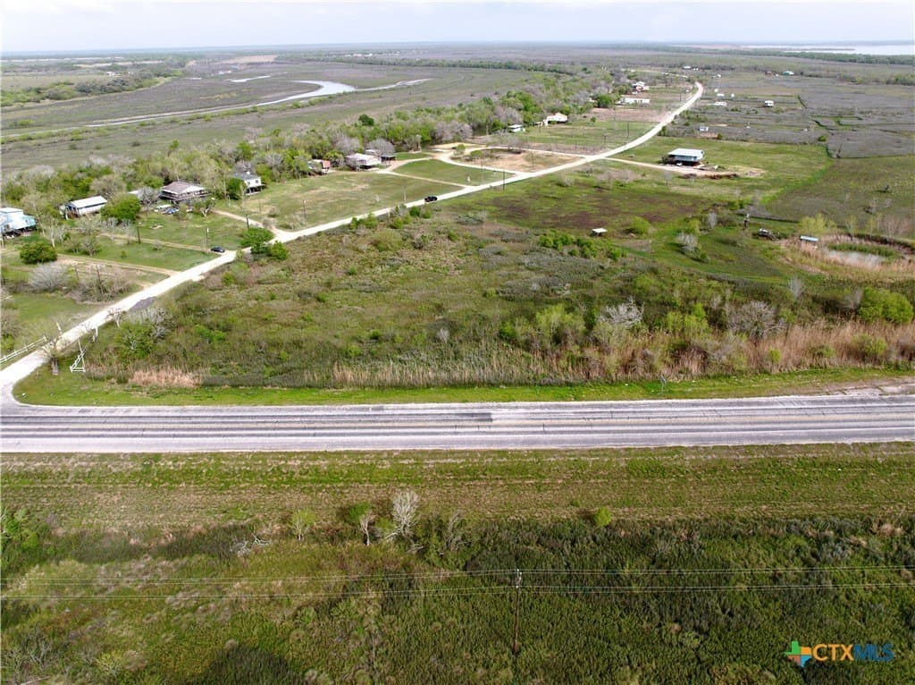 0.52 acres in Calhoun County - photo 6