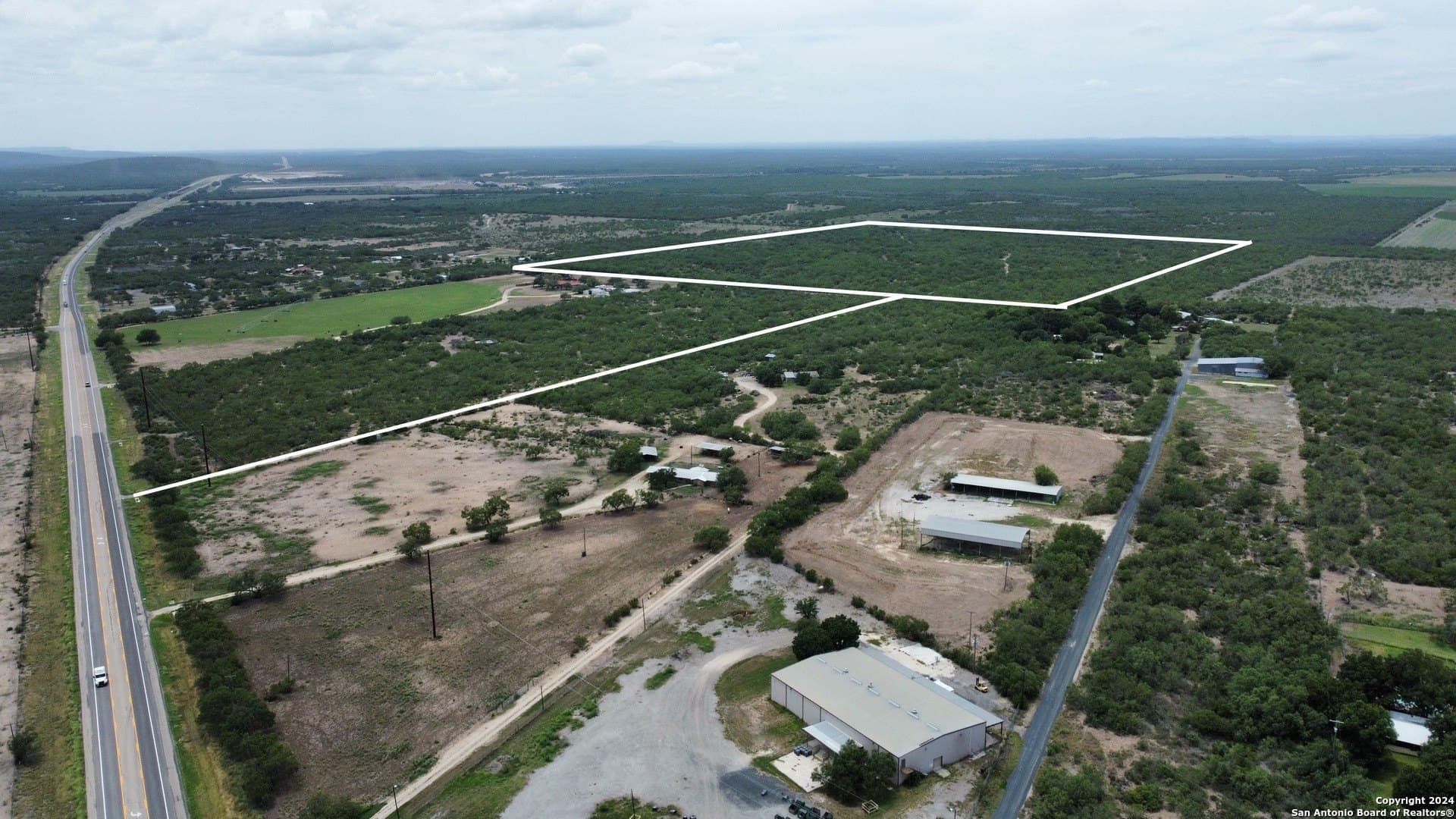 85 acres in Uvalde County gallery image 4