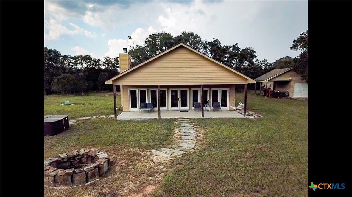 22 acres in Lavaca County featured view
