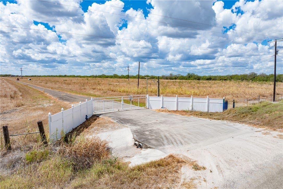150 acres in Jim Wells County gallery image 2