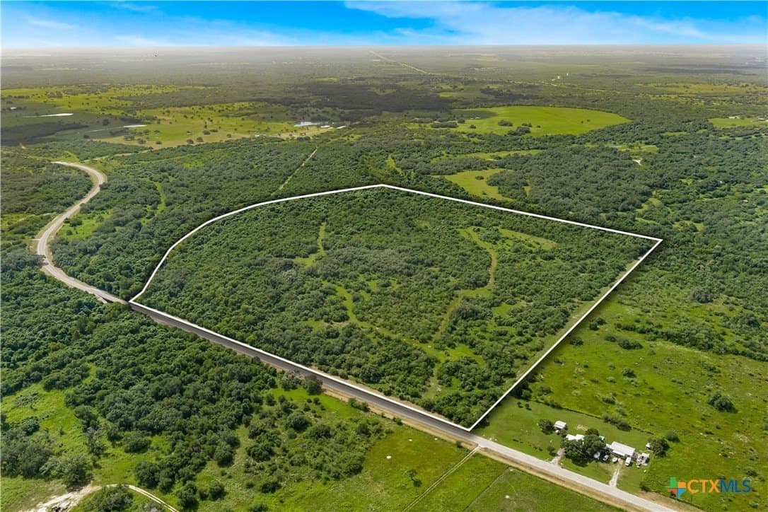 85 acres in Goliad County - photo 21