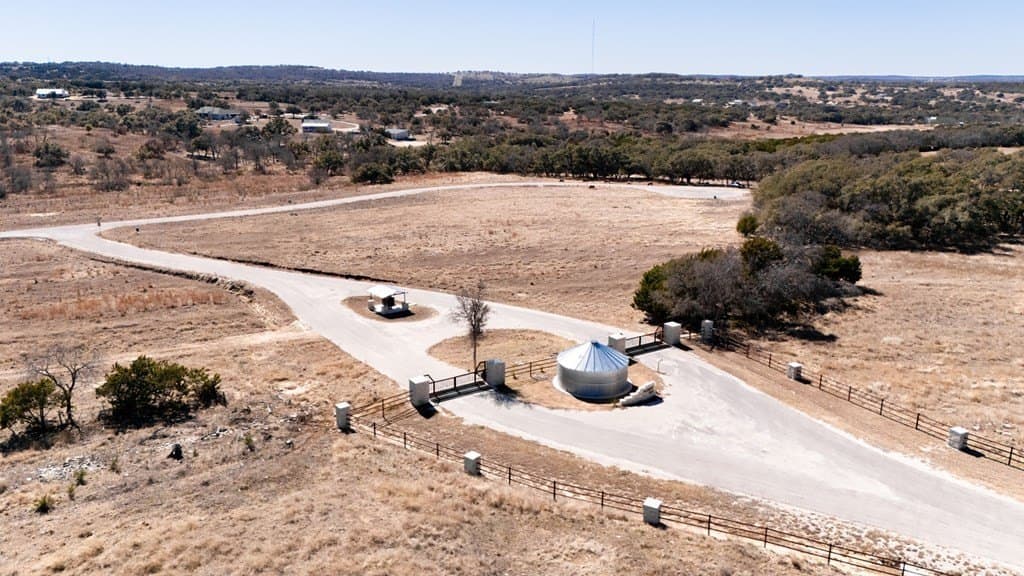 5.25 acres in Blanco County gallery image 4