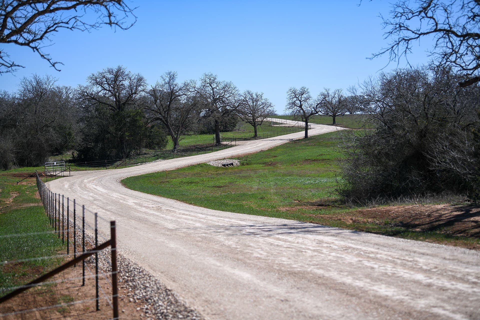 2 acres in Gonzales County - photo 8