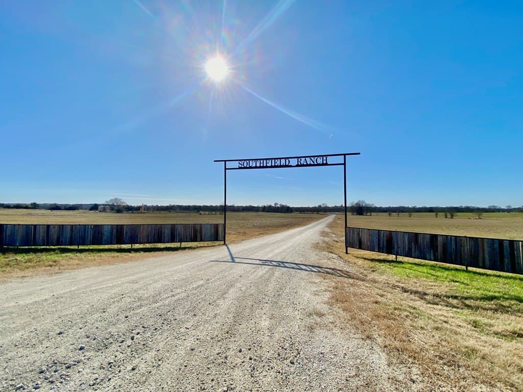 10.01 acres in Texas County gallery image 3