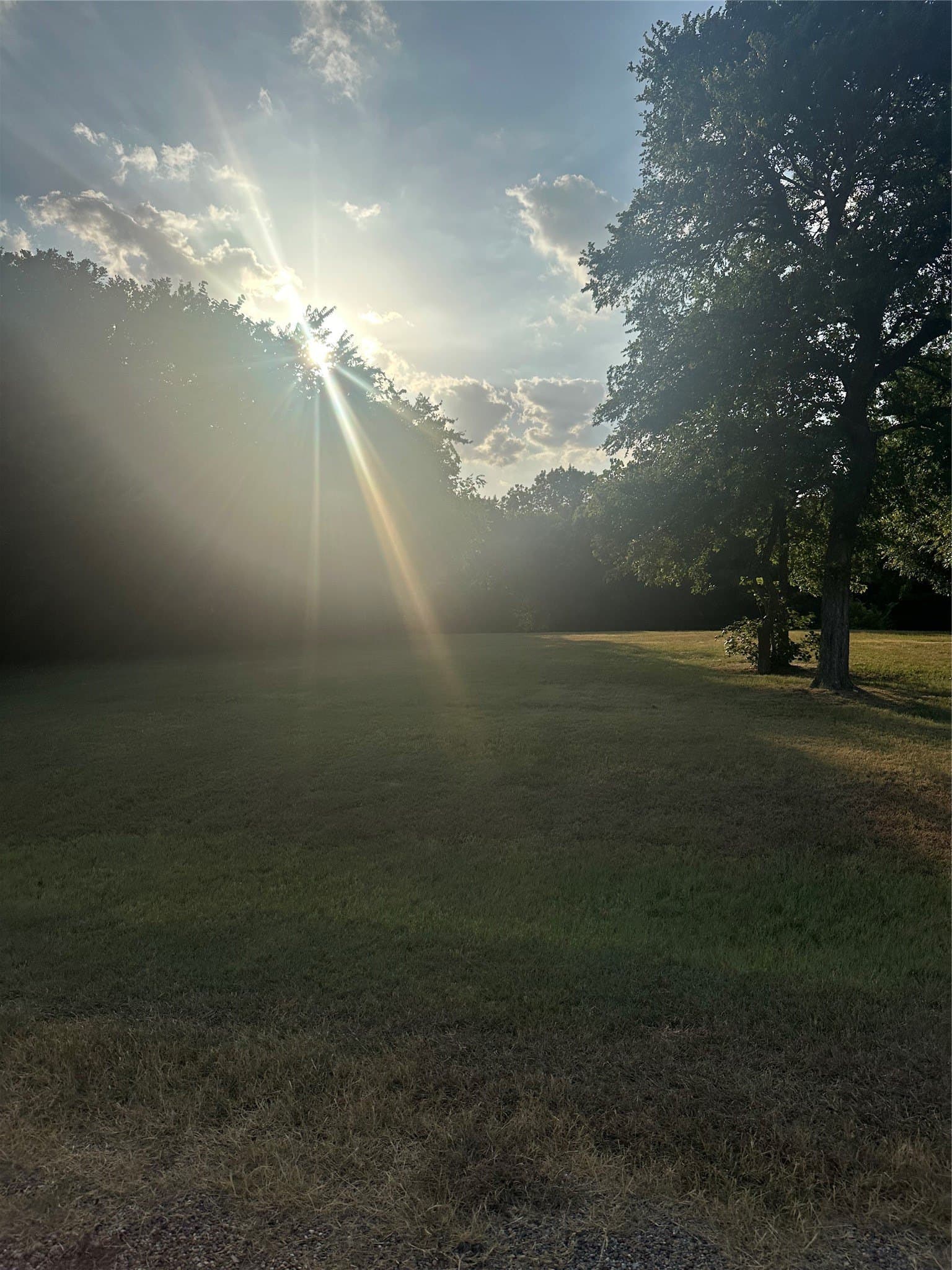1.06 acres in Grayson County gallery image 3