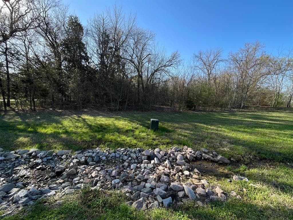 0.65 acres in Grayson County gallery image 3