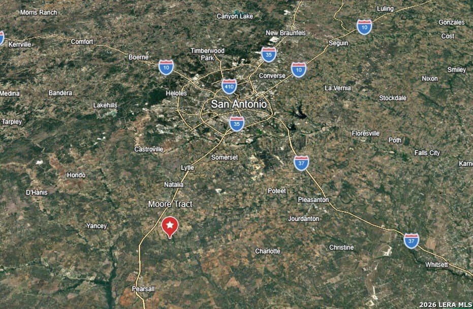 17.27 acres in Frio County gallery image 2