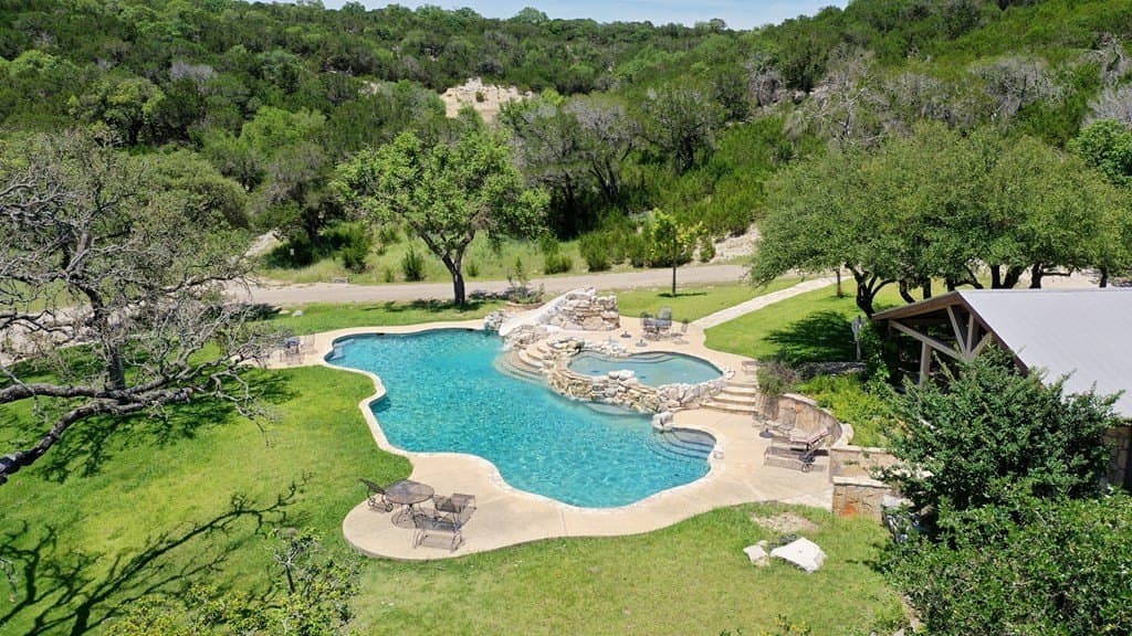 1.25 acres in Kerr County featured view