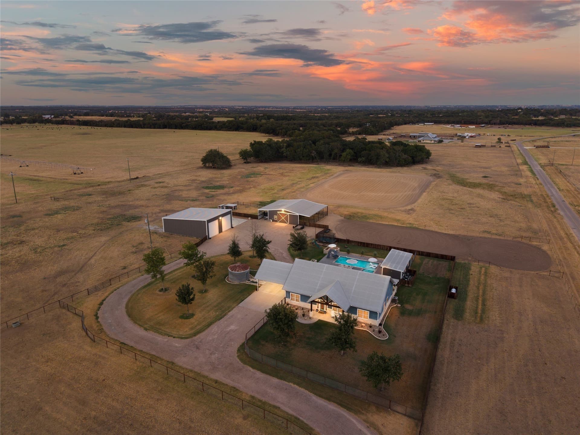 10 acres in Erath County