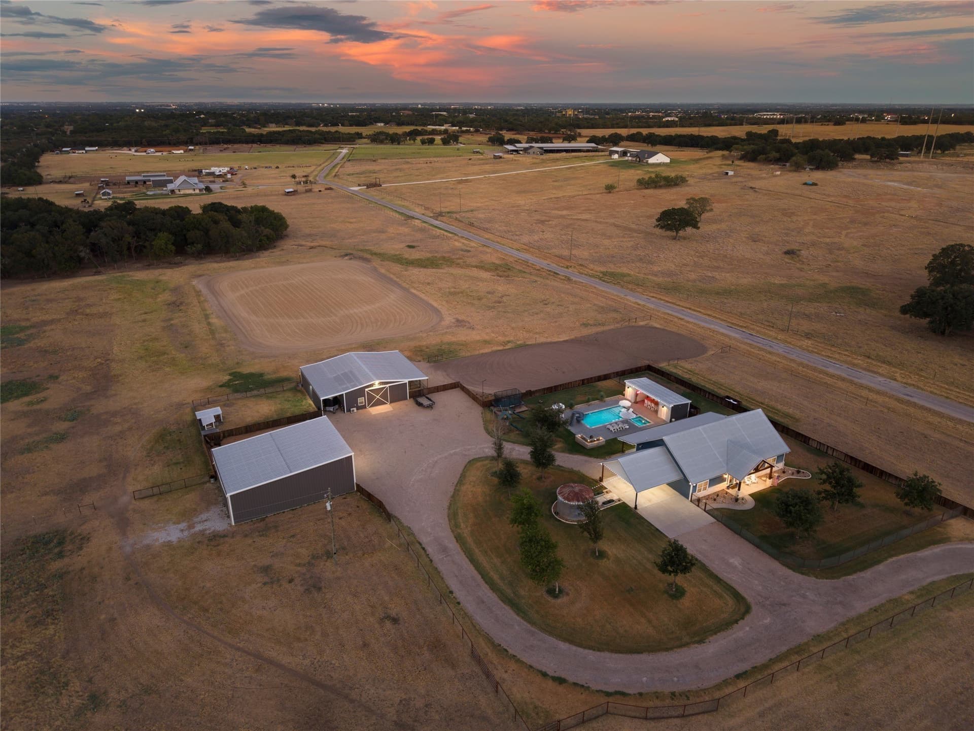 10 acres in Erath County - photo 3