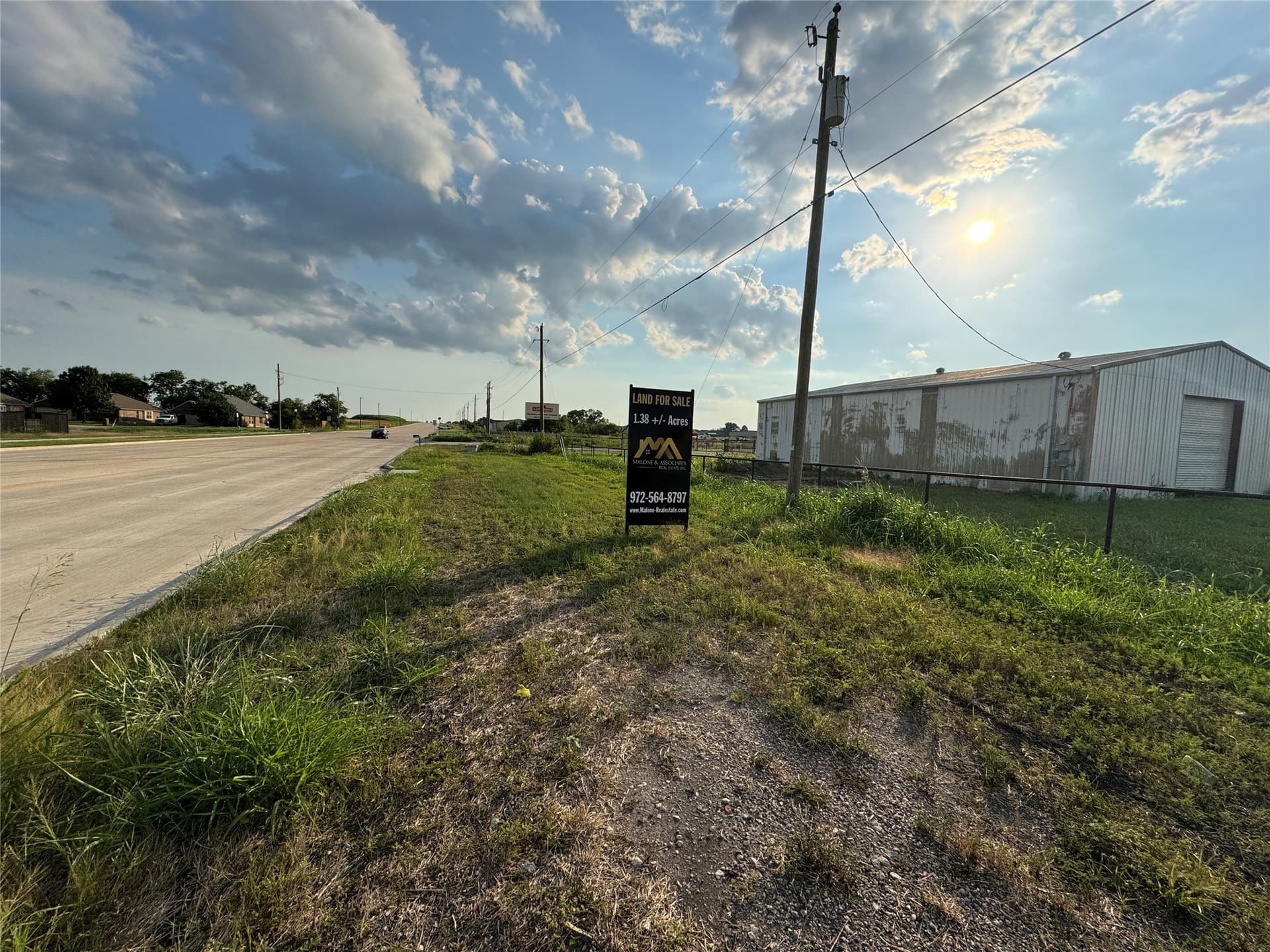 1.38 acres in Kaufman County gallery image 3