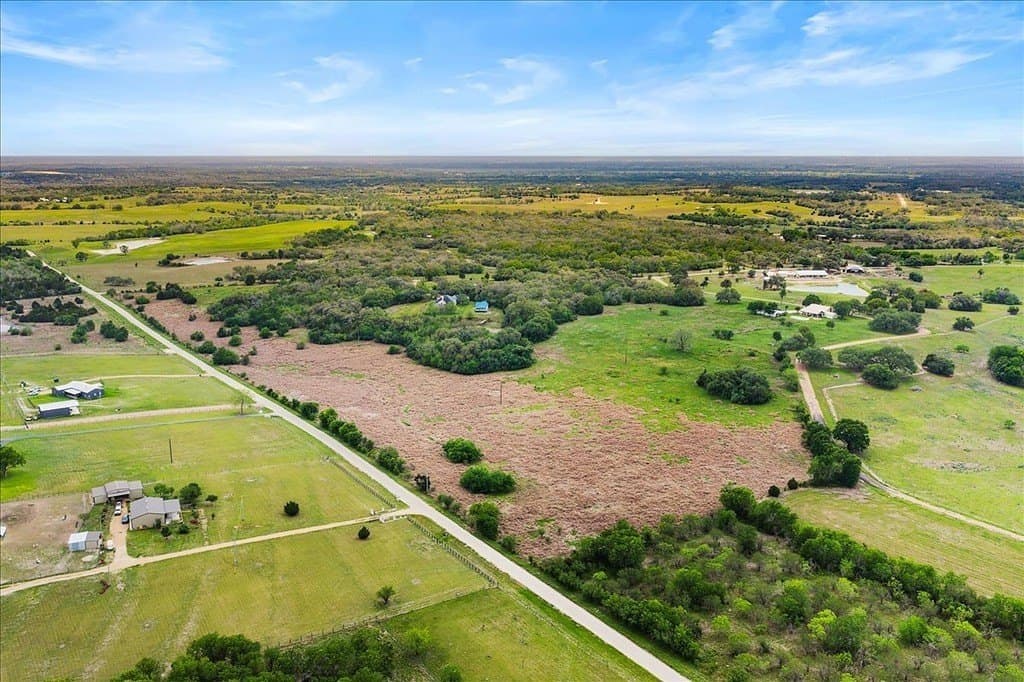 41.72 acres in Fayette County - photo 6