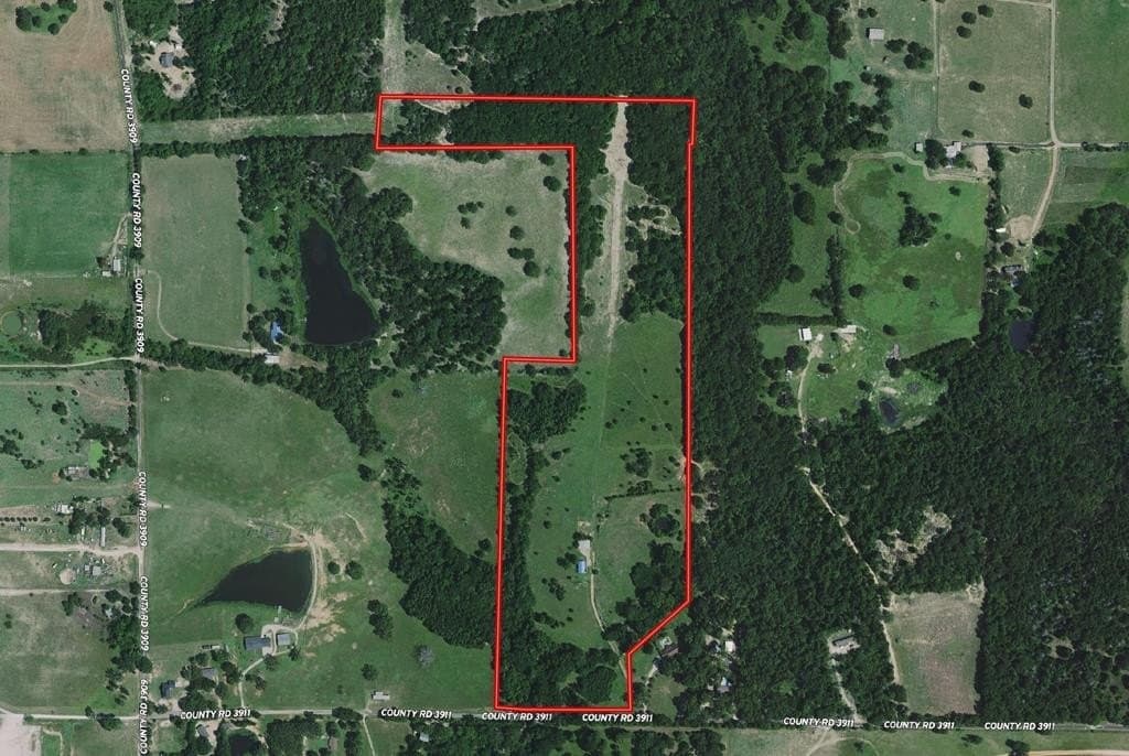 40.32 acres in Henderson County