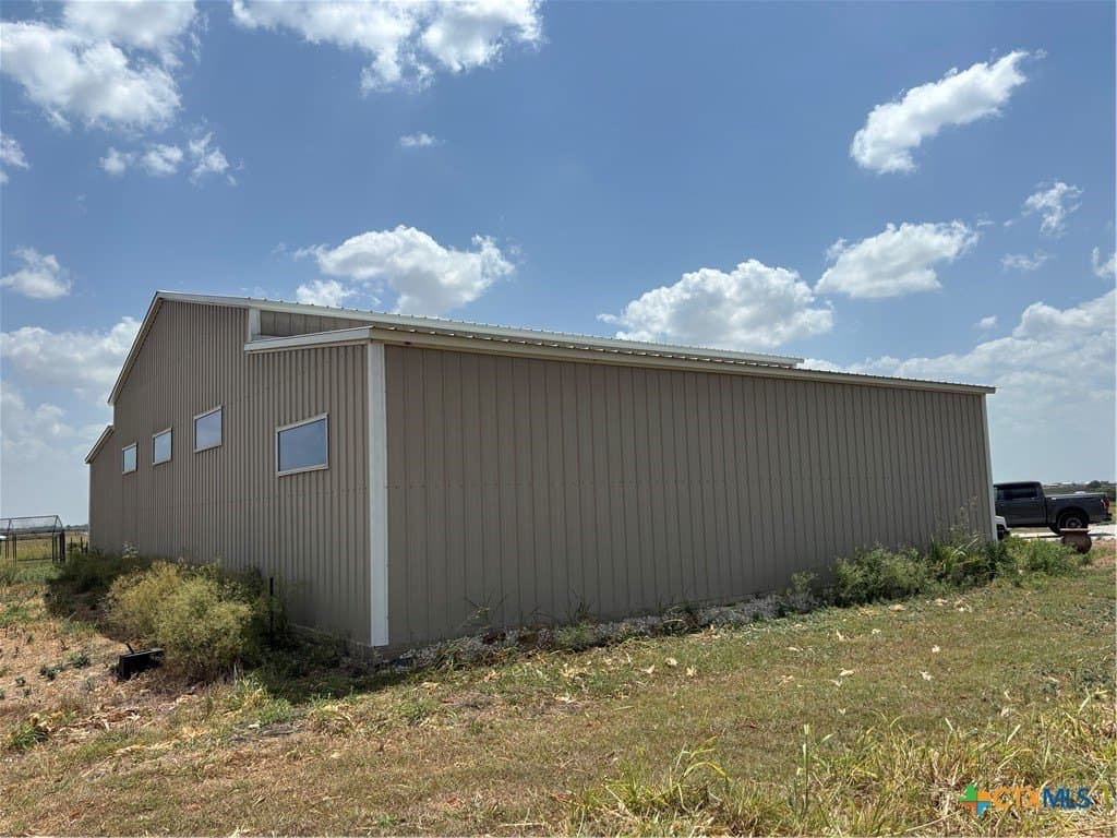 27.79 acres in Williamson County - photo 9