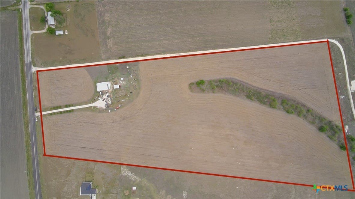 27.79 acres in Williamson County - photo 2