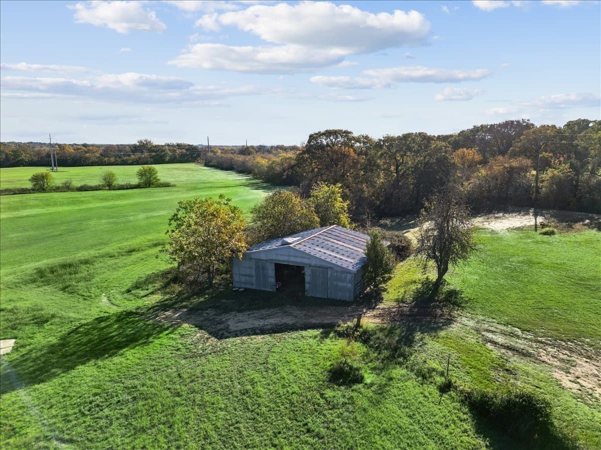 35.46 acres in Denton County - photo 2