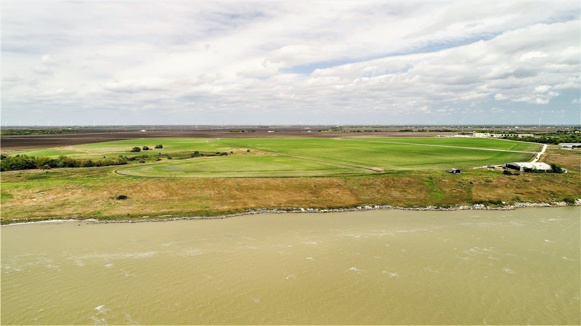 96.17 acres in San Patricio County - photo 8