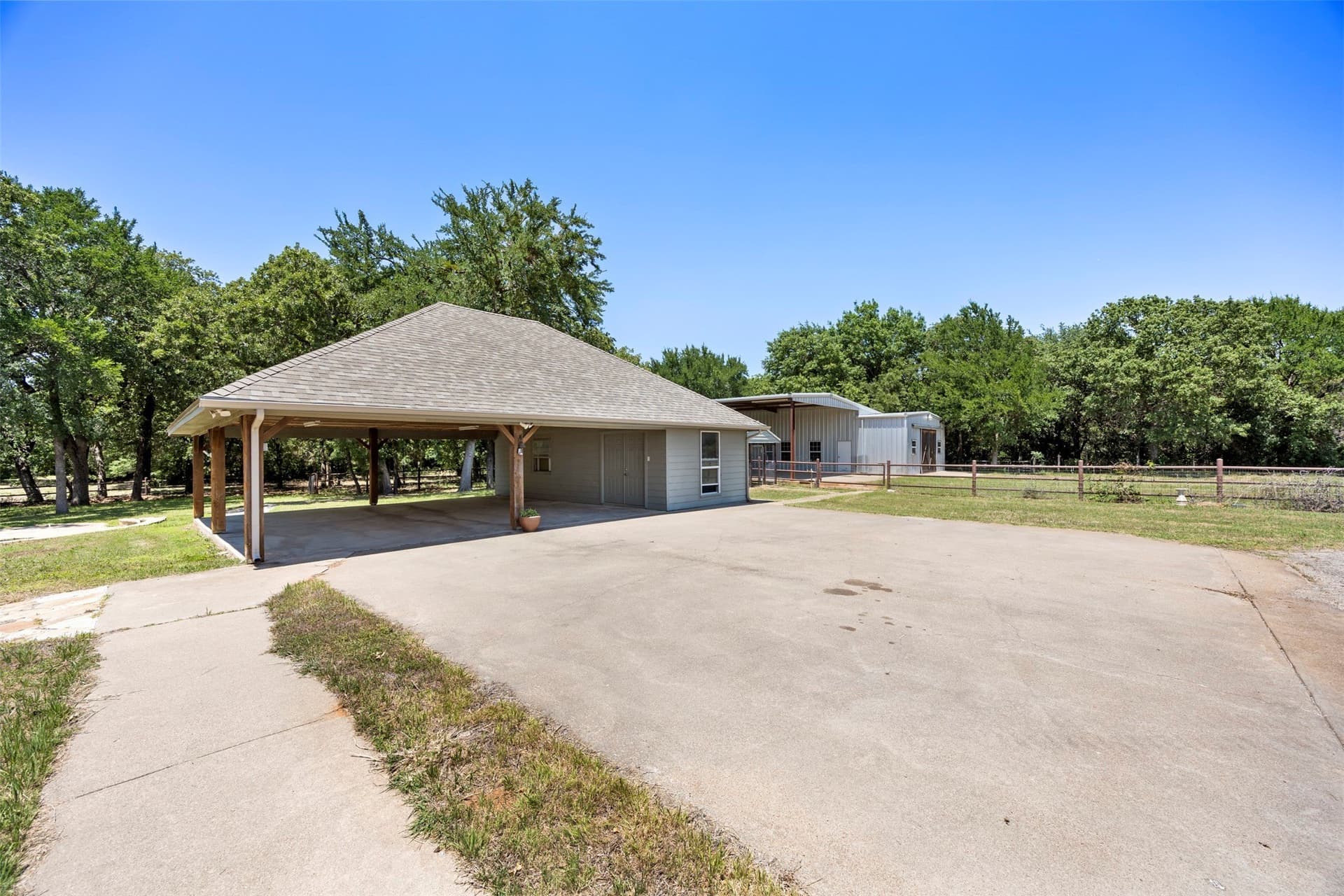12.52 acres in Hood County - photo 8