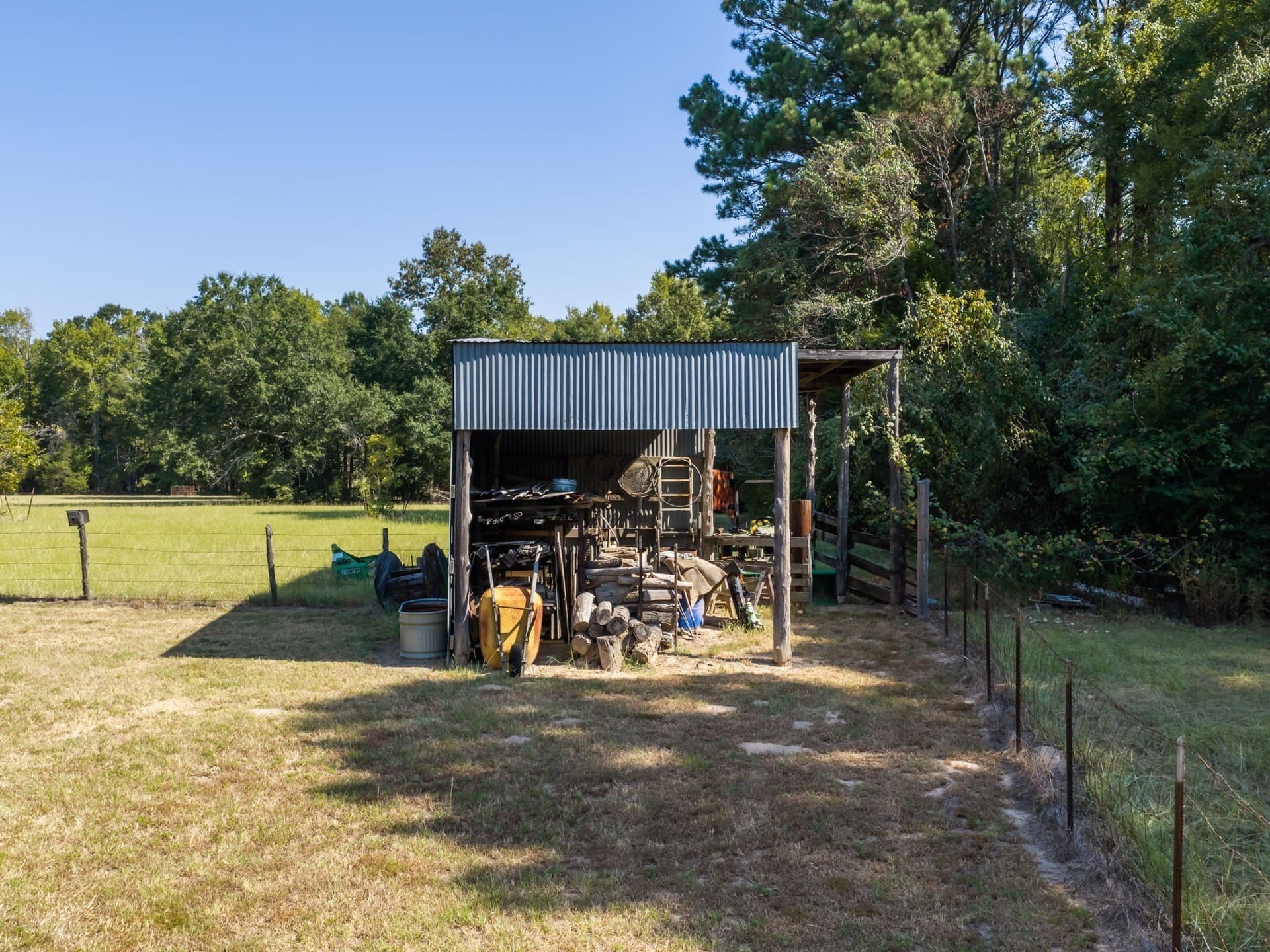 21.81 acres in Henderson County - photo 38