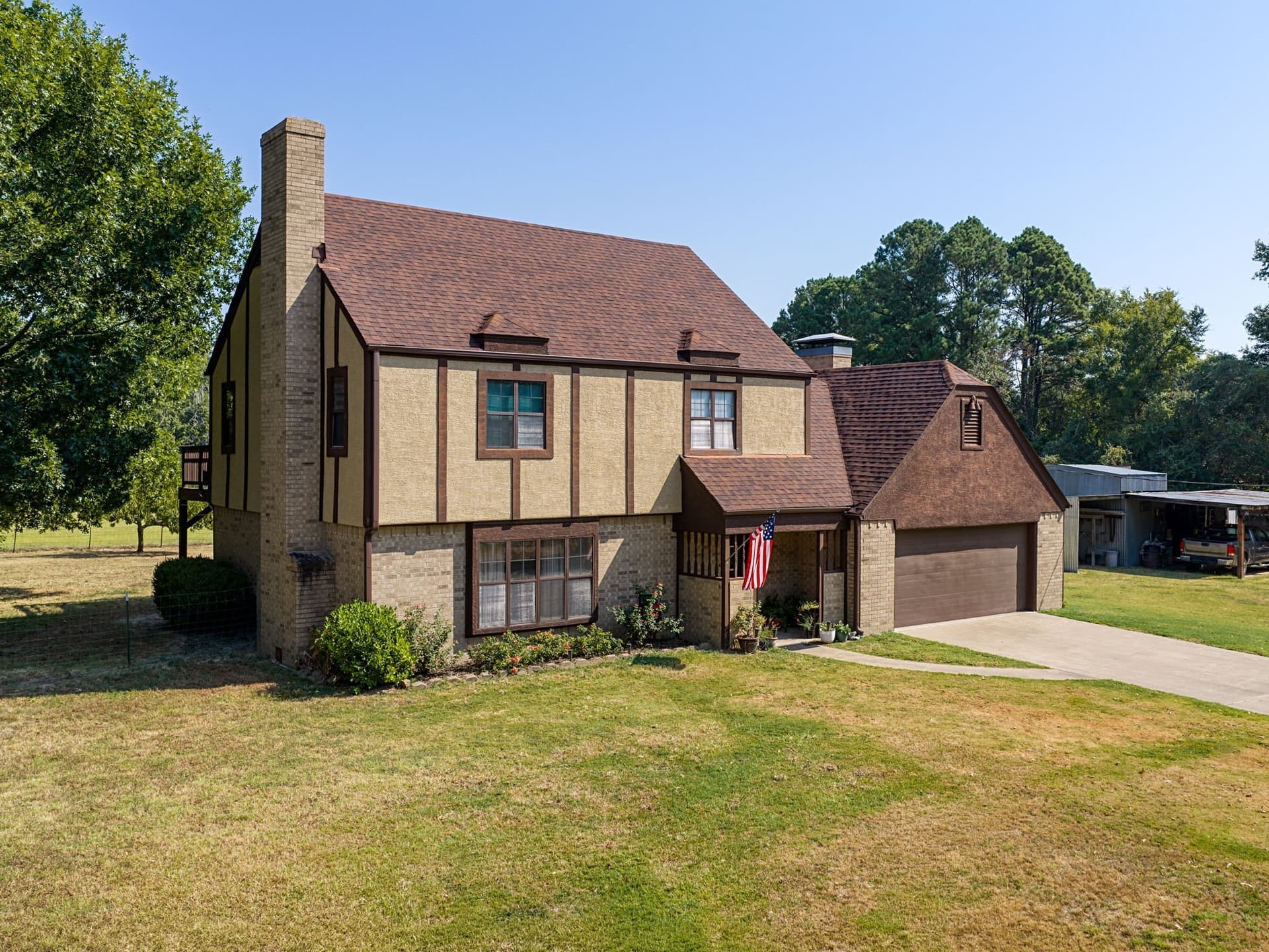 21.81 acres in Henderson County