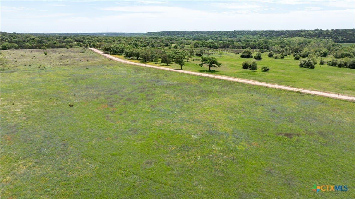 5 acres in Coryell County - photo 4