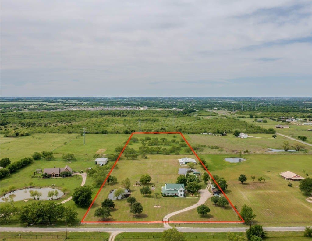 10 acres in Hunt County gallery image 3