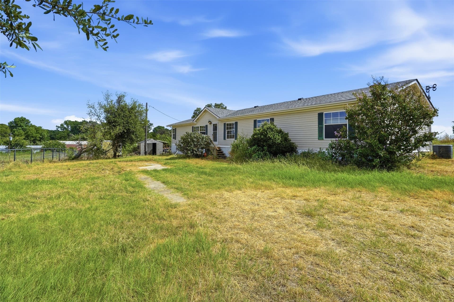 13.82 acres in Wise County - photo 2