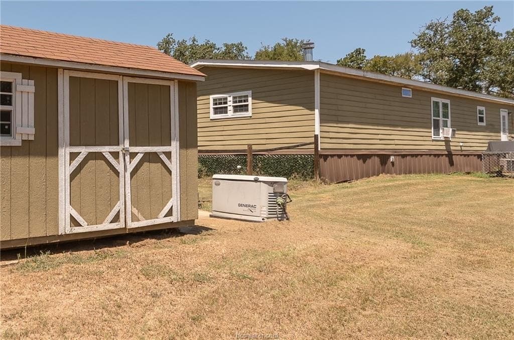 10 acres in Grimes County - photo 23