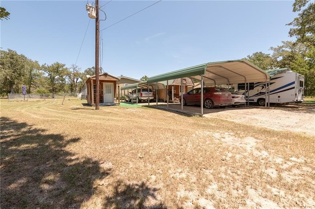 10 acres in Grimes County - photo 28